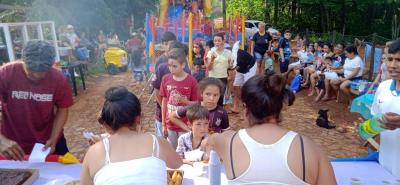 Aconteceu neste domingo (15) a Festa das CrianÃ§as na Vila Somensi
