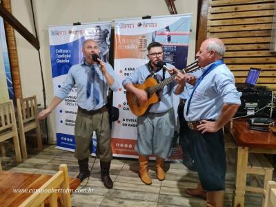 RÃ¡dios Planalto de Passo Fundo realizam â€œProjeto do Rio Grande ao Pantanalâ€ e sÃ£o recebidos pela Campo Aberto FM