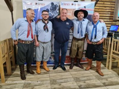 RÃ¡dios Planalto de Passo Fundo realizam â€œProjeto do Rio Grande ao Pantanalâ€ e sÃ£o recebidos pela Campo Aberto FM