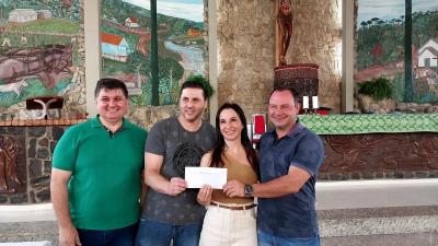SantuÃ¡rio realizou a entrega da ContribuiÃ§Ã£o Premiada da Festa de Nossa Senhora Aparecida de Laranjeiras do Sul