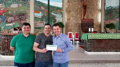 SantuÃ¡rio realizou a entrega da ContribuiÃ§Ã£o Premiada da Festa de Nossa Senhora Aparecida de Laranjeiras do Sul