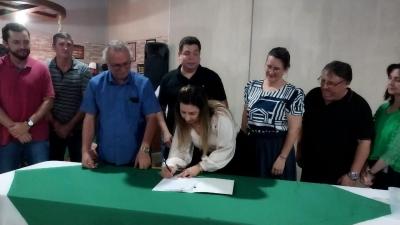 Rio Bonito do IguaÃ§u foi contemplado com o Pronto Atendimento Municipal