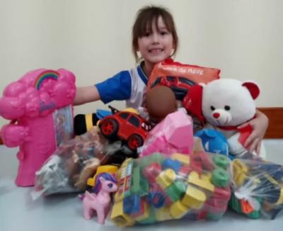 Projeto Gralha Azul de Nova Laranjeiras arrecada brinquedos para crianÃ§as do SOS