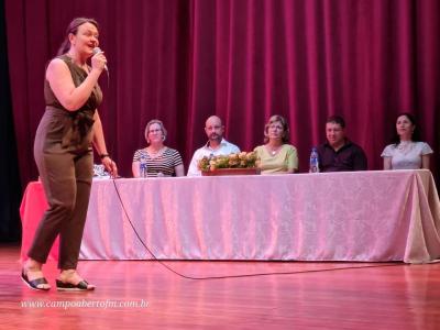 LS: ColÃ©gio Laranjeiras premia alunos destaques do ano