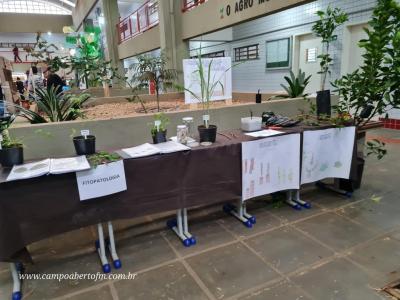 Escola  TÃ©cnica realiza a Primeira Feira de EducaÃ§Ã£o e TÃ©cnologia