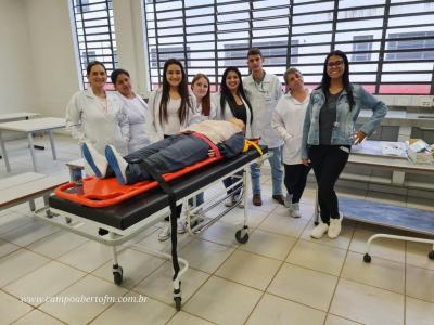 Escola  TÃ©cnica realiza a Primeira Feira de EducaÃ§Ã£o e TÃ©cnologia