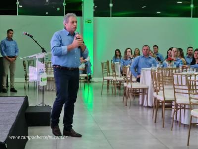 Programa Sicredi Fortalece entrega Certificado de conclusÃ£o a 91 associados da regiÃ£o