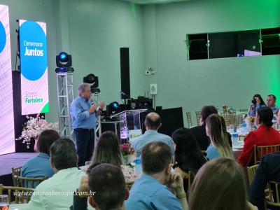 Programa Sicredi Fortalece entrega Certificado de conclusÃ£o a 91 associados da regiÃ£o