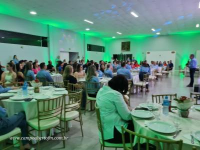 Programa Sicredi Fortalece entrega Certificado de conclusÃ£o a 91 associados da regiÃ£o