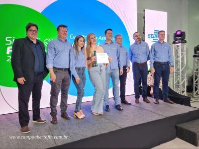 Programa Sicredi Fortalece entrega Certificado de conclusÃ£o a 91 associados da regiÃ£o