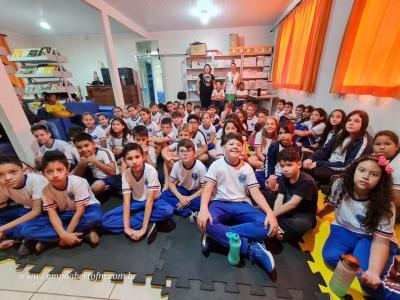 Escola JosÃ© LeocÃ¡dio Correia comemora Dia do MÃºsico com Ciranda Musical