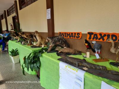 ColÃ©gio Eurico Gaspar Dutra de Virmond realiza Feira do Conhecimento