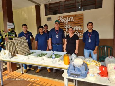 ColÃ©gio Eurico Gaspar Dutra de Virmond realiza Feira do Conhecimento
