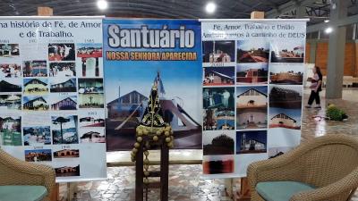 LS: Iniciou nesta quinta (23) a Exposição Histórica dos 90 anos da Paróquia Sant´Ana 