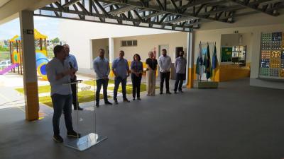 Laranjeiras do Sul inaugurou a Super Creche 3 no Bairro SÃ£o Francisco