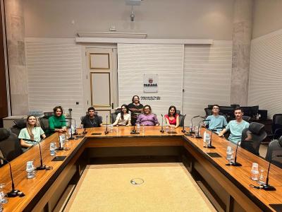 Vereadores do Parlamento Jovem do NÃºcleo de Laranjeiras visitam TRE-PR
