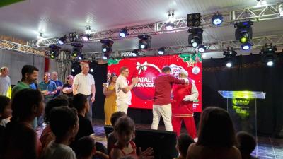 Natal de Laranjeiras 2023: abertura reÃºne famÃ­lias laranjeirenses na PraÃ§a Nogueira do Amaral