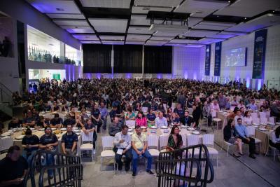 COPROSSEL â€“ Emprego e Renda sÃ£o destaque do Cooperativismo Paranaense 