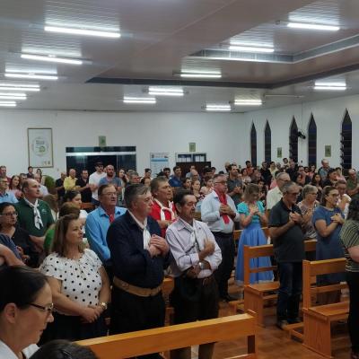 Abertura do Tríduo em louvor a Imaculada Conceição do Porto Barreiro, reuniu centenas de fiéis