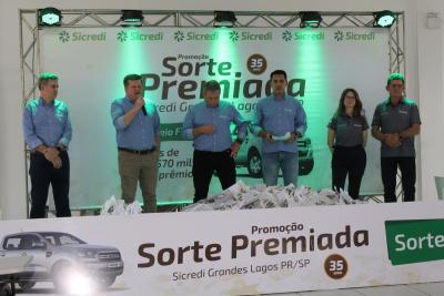 ConheÃ§a o ganhador da Ford Ranger 0 Km ,  da promoÃ§Ã£o â€œSorte Premiadaâ€ do Sicredi  Grandes Lagos PR/SP