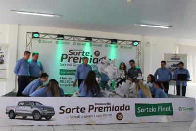 ConheÃ§a o ganhador da Ford Ranger 0 Km ,  da promoÃ§Ã£o â€œSorte Premiadaâ€ do Sicredi  Grandes Lagos PR/SP