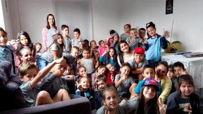 Alunos da Escola Municipal Rio Bonito do IguaÃ§u visitaram a Campo Aberto FM nesta segunda (11)
