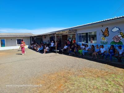 CMEI Jardim Alvorada encerra ano com apresentaÃ§Ã£o dos alunos