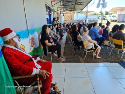 CMEI Jardim Alvorada encerra ano com apresentaÃ§Ã£o dos alunos