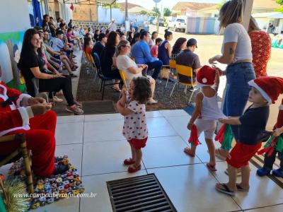 CMEI Jardim Alvorada encerra ano com apresentaÃ§Ã£o dos alunos