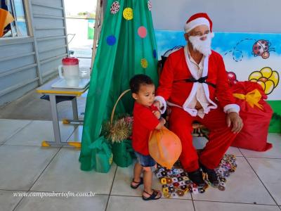 CMEI Jardim Alvorada encerra ano com apresentaÃ§Ã£o dos alunos