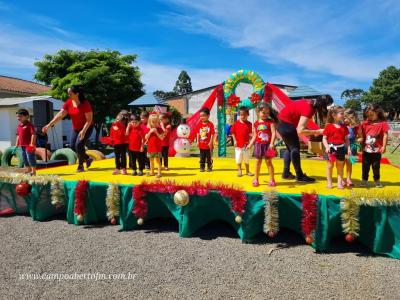 CMEI Jardim Alvorada encerra ano com apresentaÃ§Ã£o dos alunos