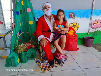 CMEI Jardim Alvorada encerra ano com apresentaÃ§Ã£o dos alunos