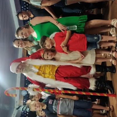 Virmond: Abertura do Natal teve Papai Noel e presente para as crianÃ§as