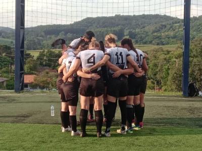 Representante de Laranjeiras do Sul conquista o titulo da Copa Garotas em Campo