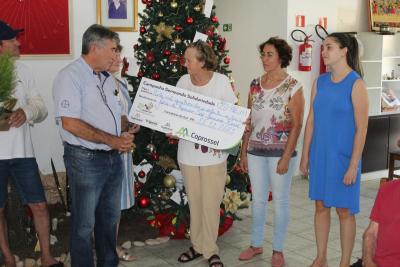 Campanha Semeando Solidariedade Coprossel, traz mais conforto a idosos da Casa de Repouso SÃ£o Francisco Xavier
