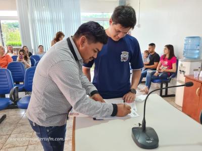 Conselheiros Tutelares de Nova Laranjeiras sÃ£o empossados para novo mandato