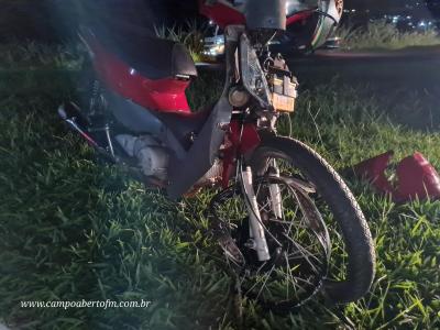 Acidente entre moto e veÃ­culo de passeio Ã© registrado no trevo da erva mate