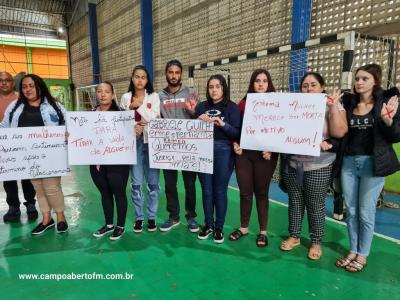 Manifestação Contra a Violência às Mulheres teve de ser transferida devido ao mau tempo