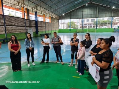 Manifestação Contra a Violência às Mulheres teve de ser transferida devido ao mau tempo