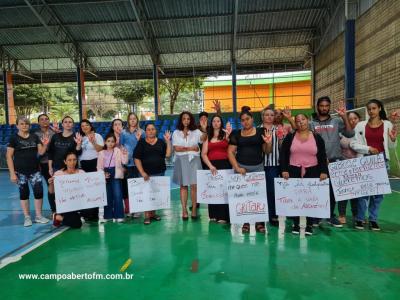 Manifestação Contra a Violência às Mulheres teve de ser transferida devido ao mau tempo