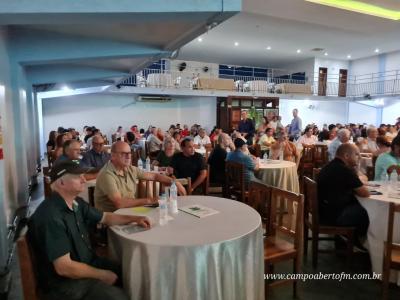 Associados Sicredi lotam IguaÃ§u tÃªnis Clube na noite de quarta-feira em assembleia da agencia Marechal Rondon