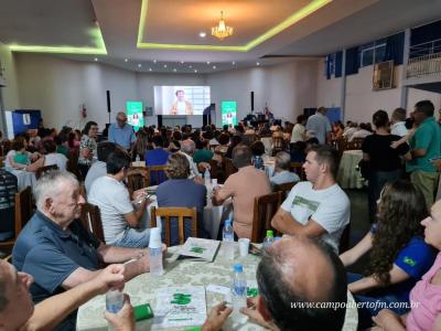 Associados Sicredi lotam IguaÃ§u tÃªnis Clube na noite de quarta-feira em assembleia da agencia Marechal Rondon