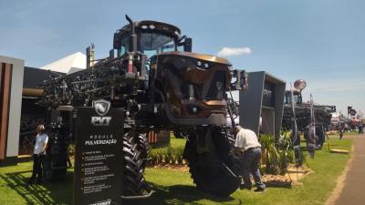 Equipe da RÃ¡dio Campo Aberto esteve visitando o Show Rural em Cascavel