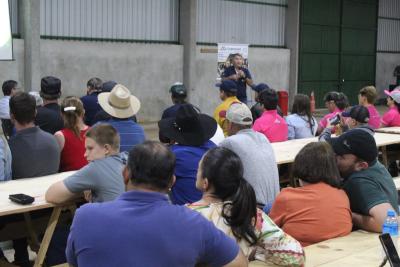 COOPROSSEL - PerÃ­odo de prestaÃ§Ã£o de contas reuniu Cooperados em Virmond (15/02)