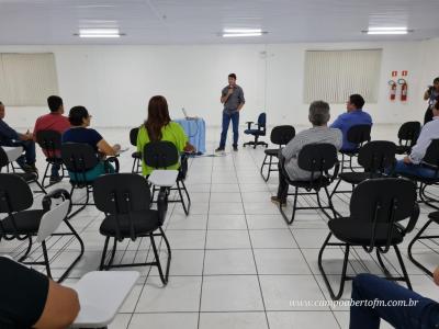 Secretaria de saÃºde realiza reuniÃ£o com empresarios, entidades e sociedade laranjeirense para discutir estratÃ©gias de combate ao Aedes Aegypti