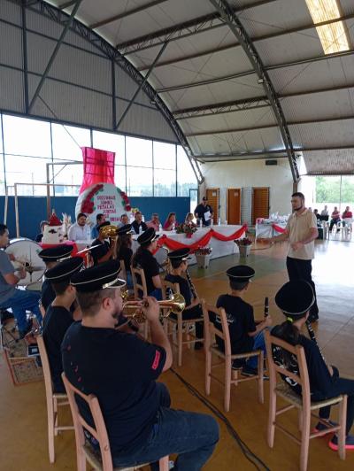 Virmond realiza tradicional encontro para homenagear as mulheres