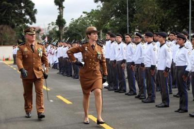 Maria Fernanda Ã© a primeira mulher a comandar o ColÃ©gio da PolÃ­cia Militar do ParanÃ¡