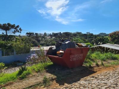 Combate Ã  dengue, PopulaÃ§Ã£o da Vila SÃ£o Miguel recebe caÃ§ambas para destinar materiais que acumula Ã¡gua