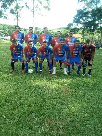 RBI e São Miguel são os finalistas do Futebol Sete Veterano do Recanto Esportivo 