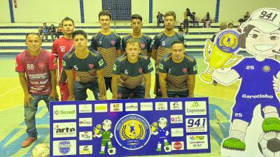 Atual CampeÃ£o da Copa Garotinho de Futsal Masculino Livre estrÃ©ia com vitÃ³ria 